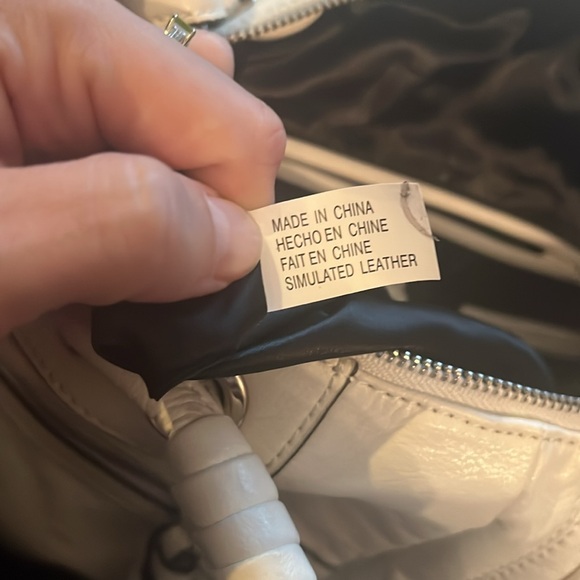 London Fog White Shoulder Bag - Picture 4 of 14